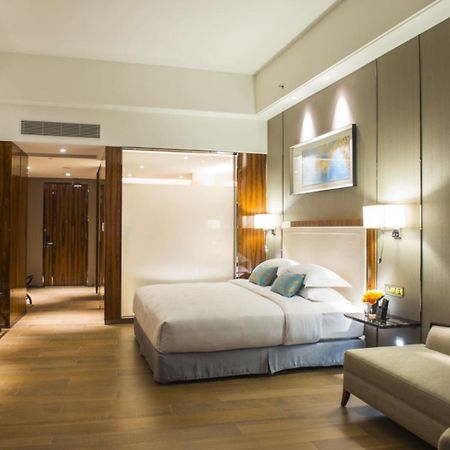 Forest City Marina Hotel Gelang Patah Eksteriør bilde
