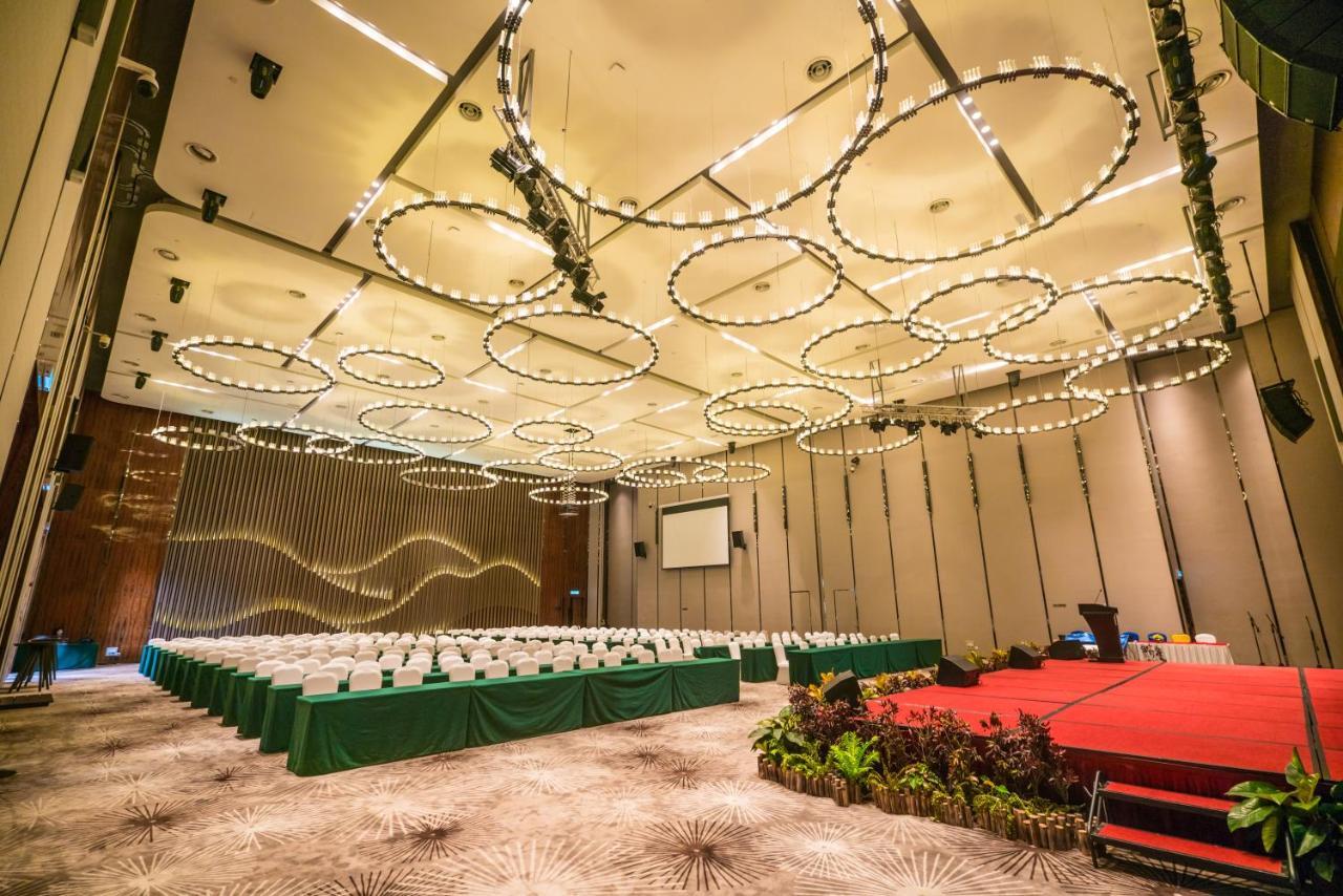 Forest City Marina Hotel Gelang Patah Eksteriør bilde